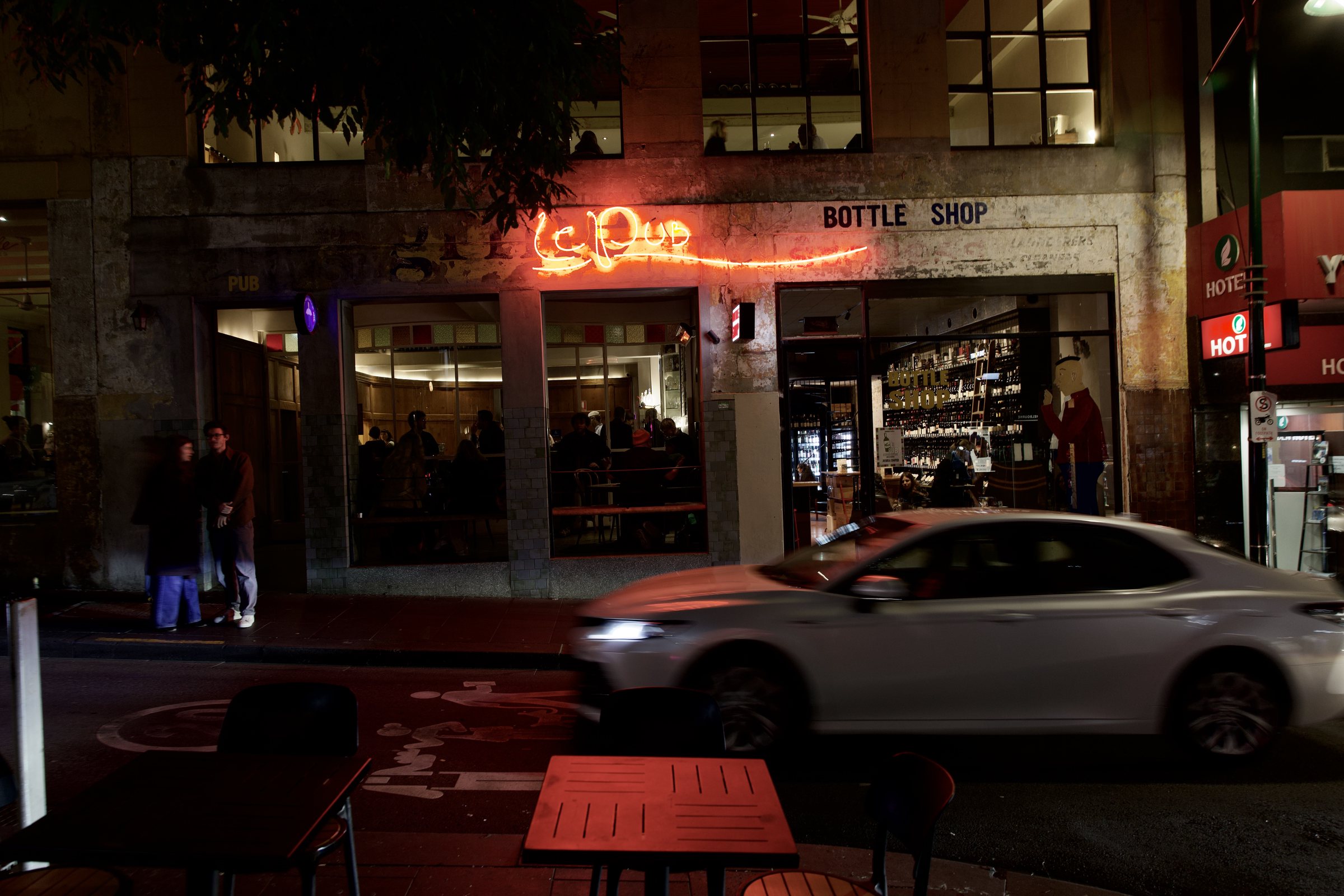 Le Pub